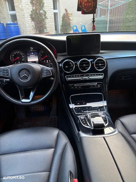 Mercedes-Benz GLC 220 d 4MATIC - 7