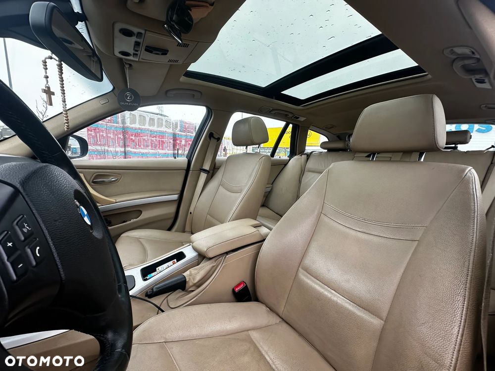 BMW Seria 3 320d DPF Edition Exclusive - 10