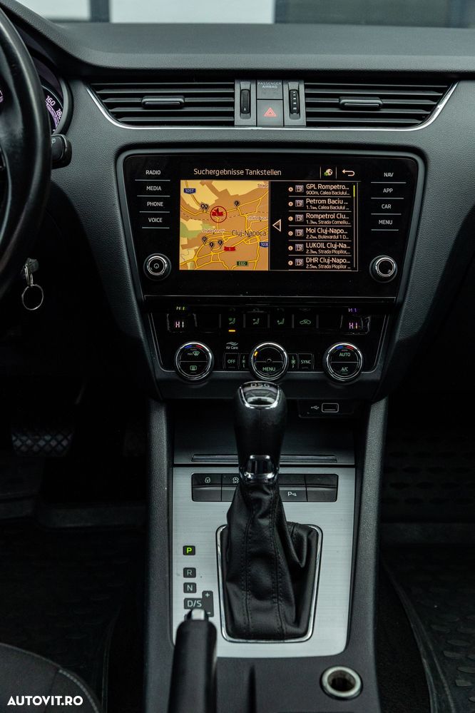 Skoda Octavia 2.0 TDI (Green tec) DSG Joy - 23