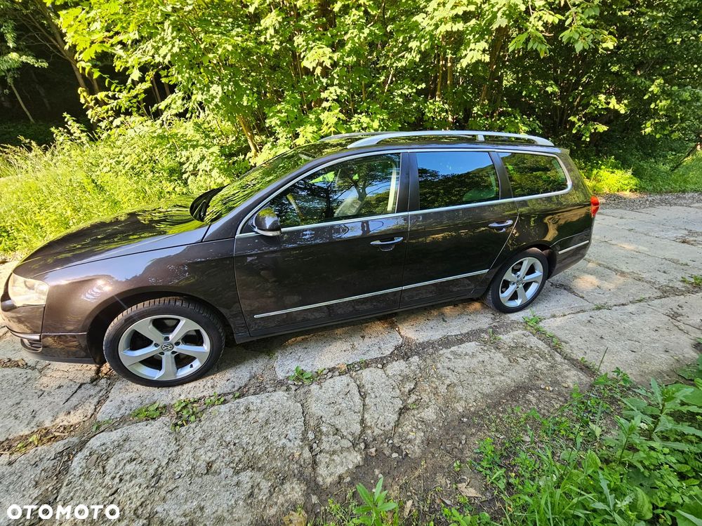 Volkswagen Passat 2.0 TDI DPF 4Mot Comfortline - 9