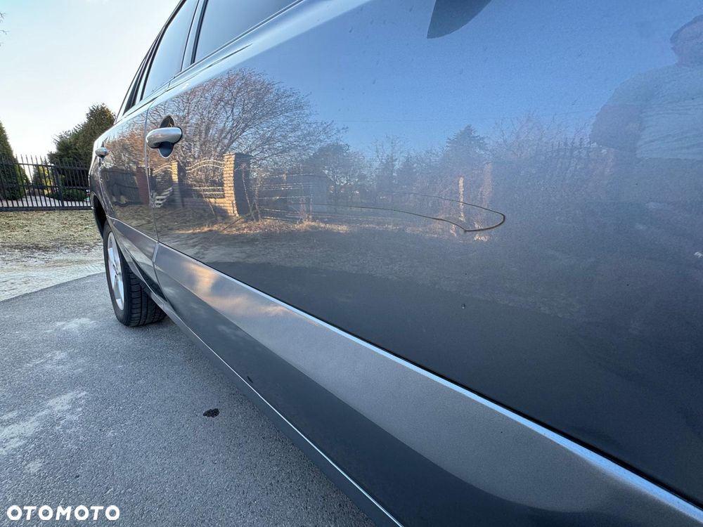 Renault Koleos 2.0 dCi FAP 4x4 Dynamique - 5