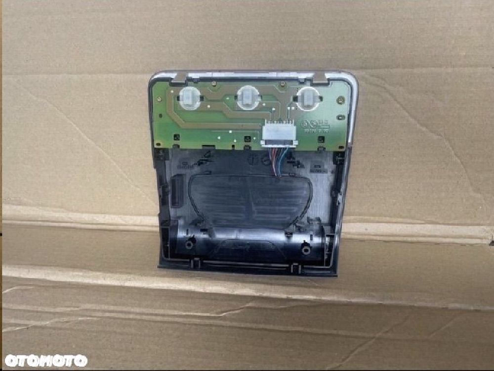 6969397 lampka podsufitki bmw 3 e90 e91 e81 e82 e87 e84 - 2
