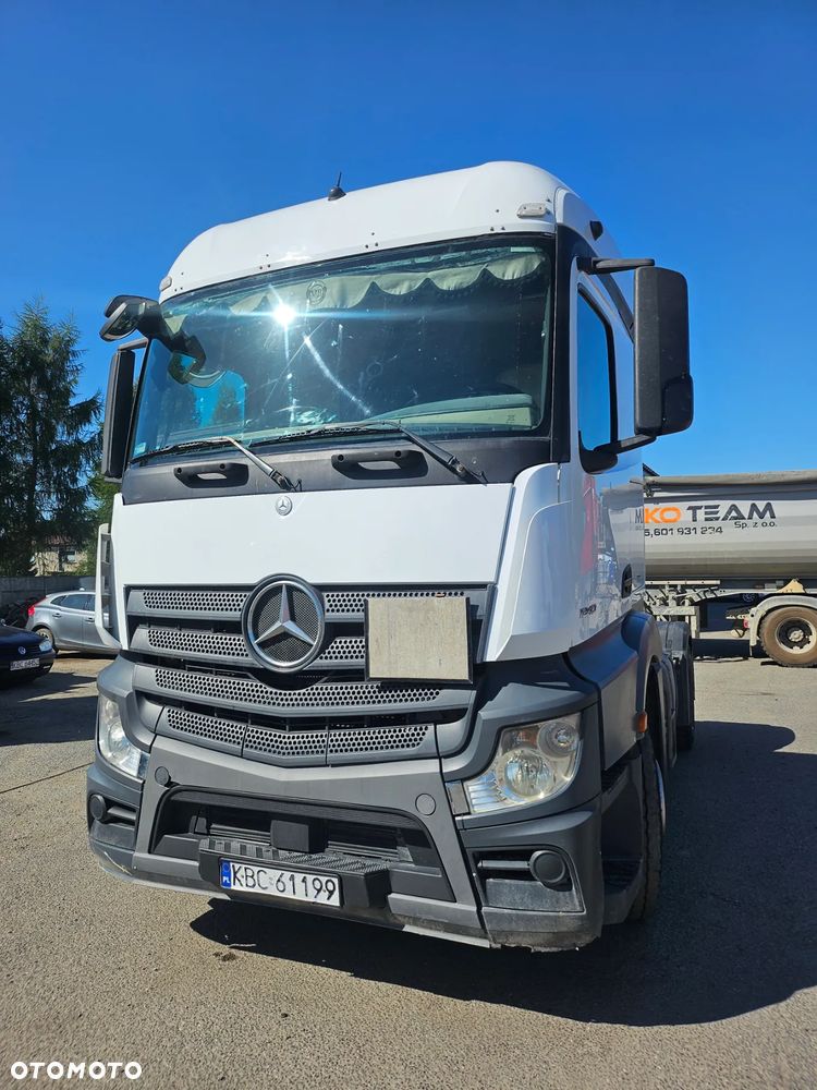 Mercedes-Benz Actros - 2