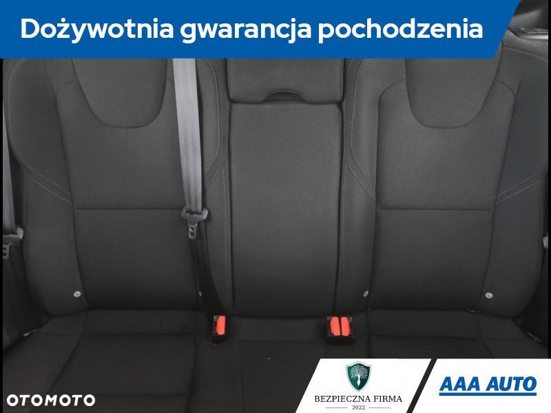 Volvo V40 - 11