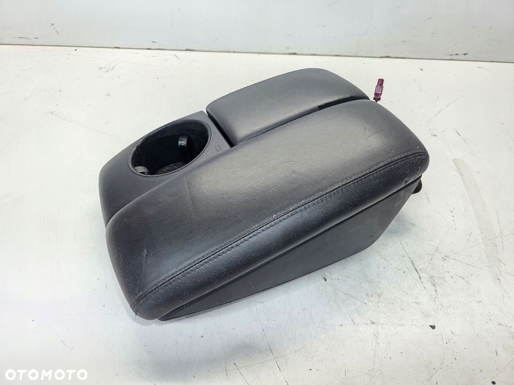 PODŁOKIETNIK PRZÓD SKÓRA AUDI Q7 4L CZARNY - 2