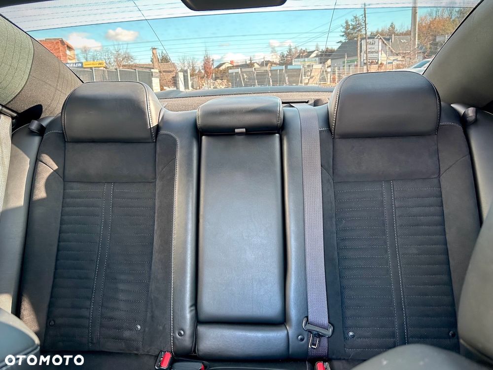 Dodge Charger 6.4 Scat Pack - 27