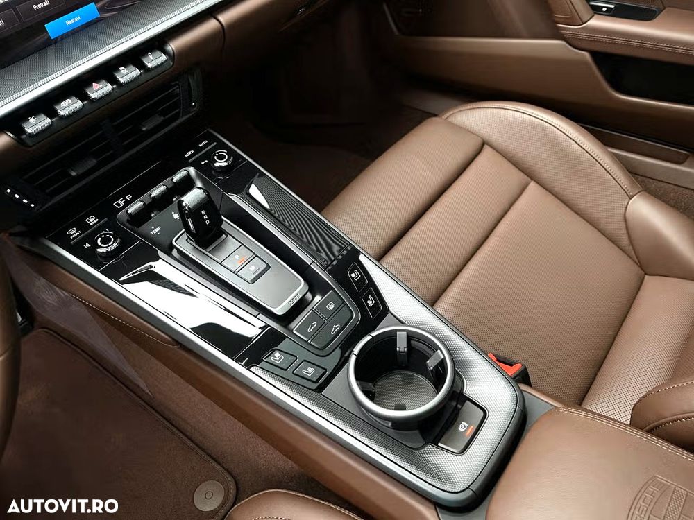 Porsche 911 Carrera 4S PDK - 18