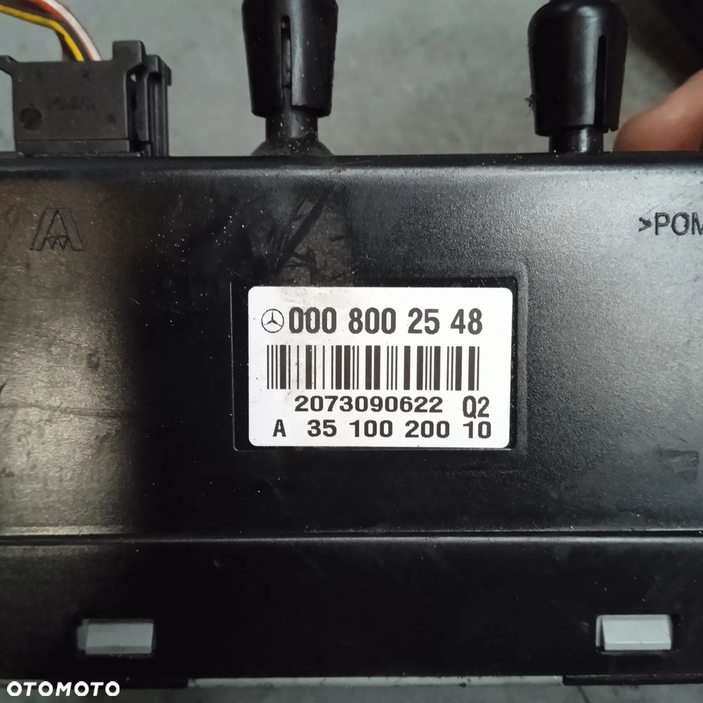 Pompka CLK W209 0008002548 - 2