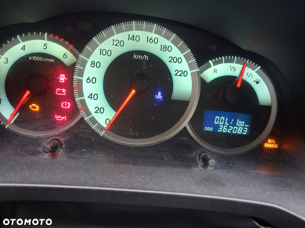 Toyota Corolla Verso - 7