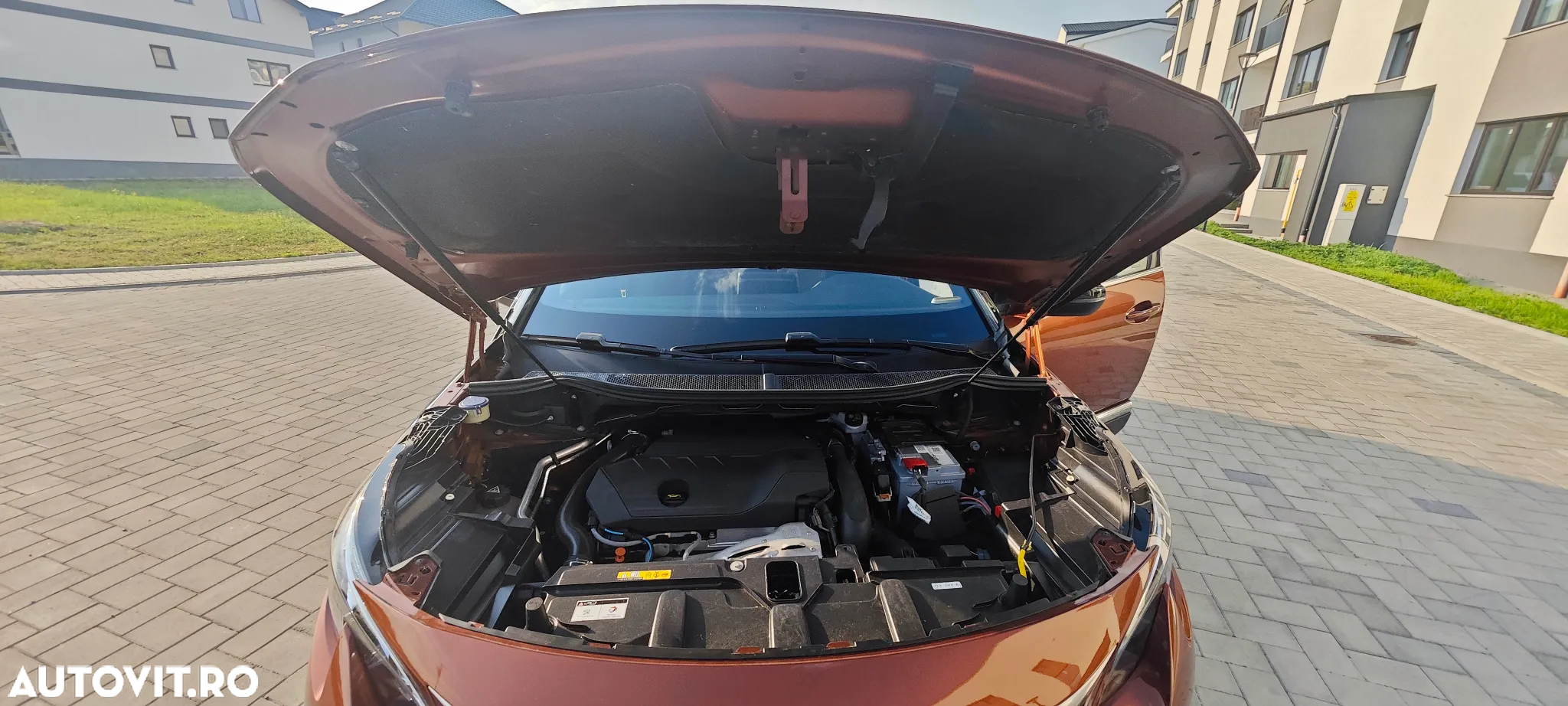 Peugeot 3008 1.6 PureTech Turbo S&S EAT8 GT-Line - 16