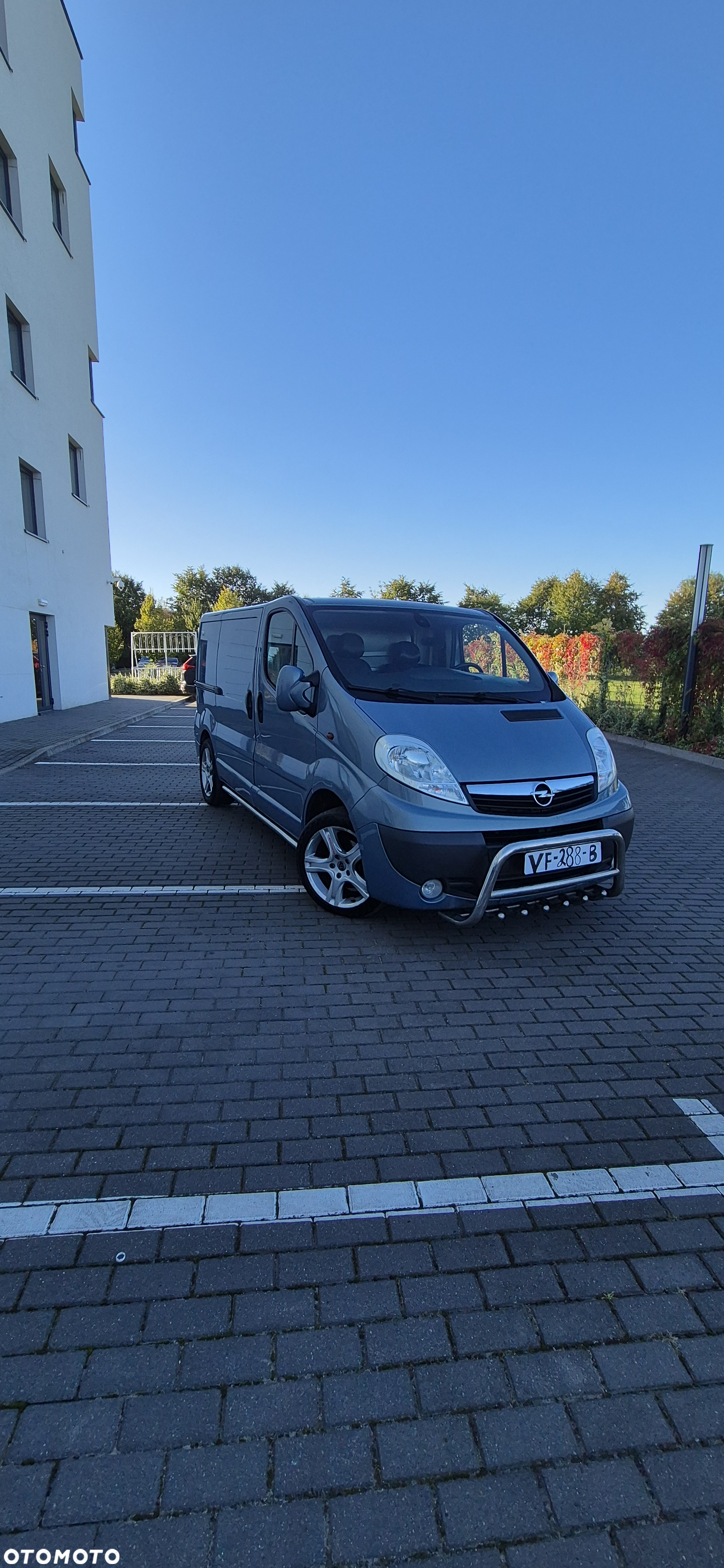 Opel Vivaro - 2