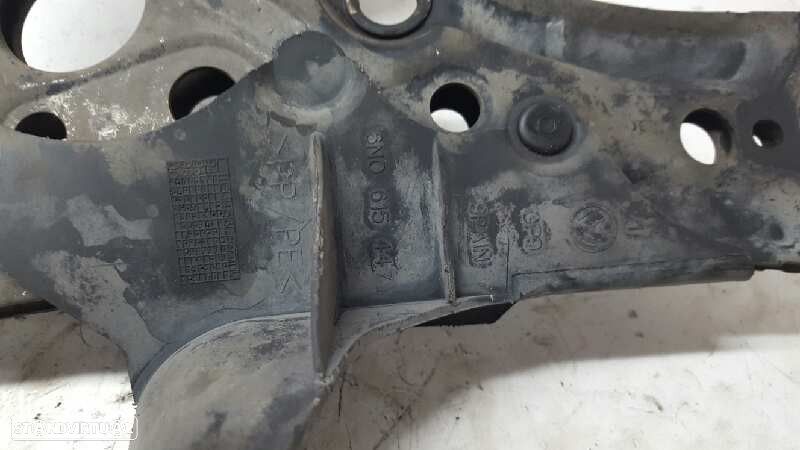 BRAÇO SUSPENSÃO INFERIOR FRENTE ESQUERDO VOLKSWAGEN POLO (9N1) 1.4 16V - 4