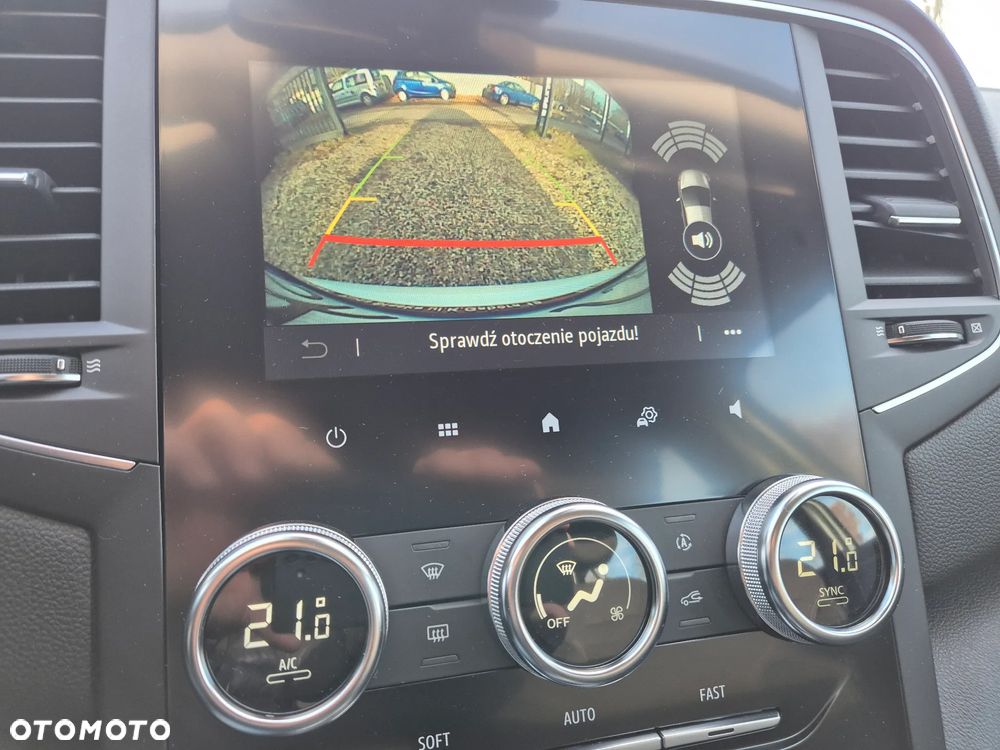 Renault Megane BLUE dCi 115 EDC BUSINESS EDITION - 14