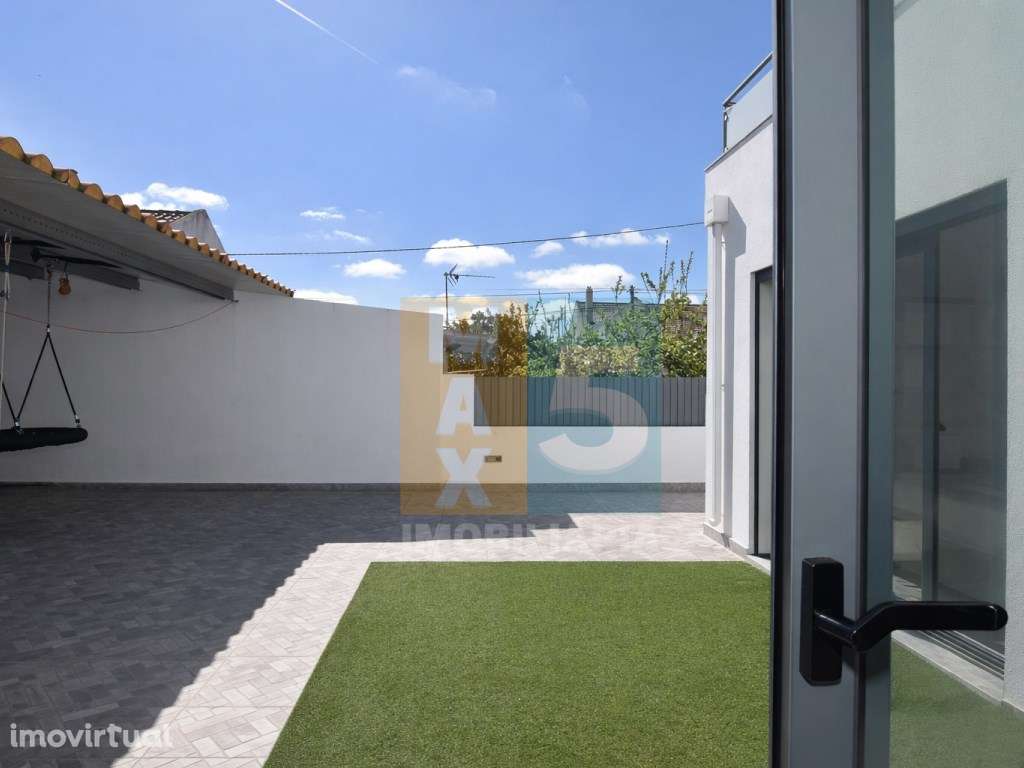 Moradia com 2 terraços em zona calma - Montijo - Grande imagem: 4/52