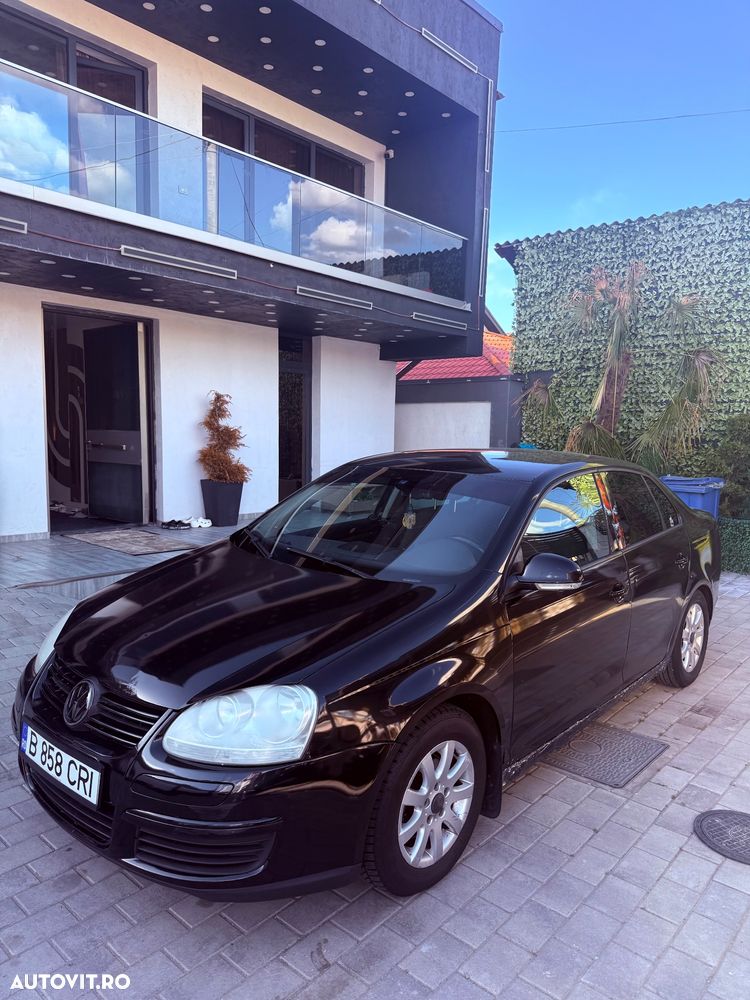 Volkswagen Jetta 1.4 TSI Sportline - 2