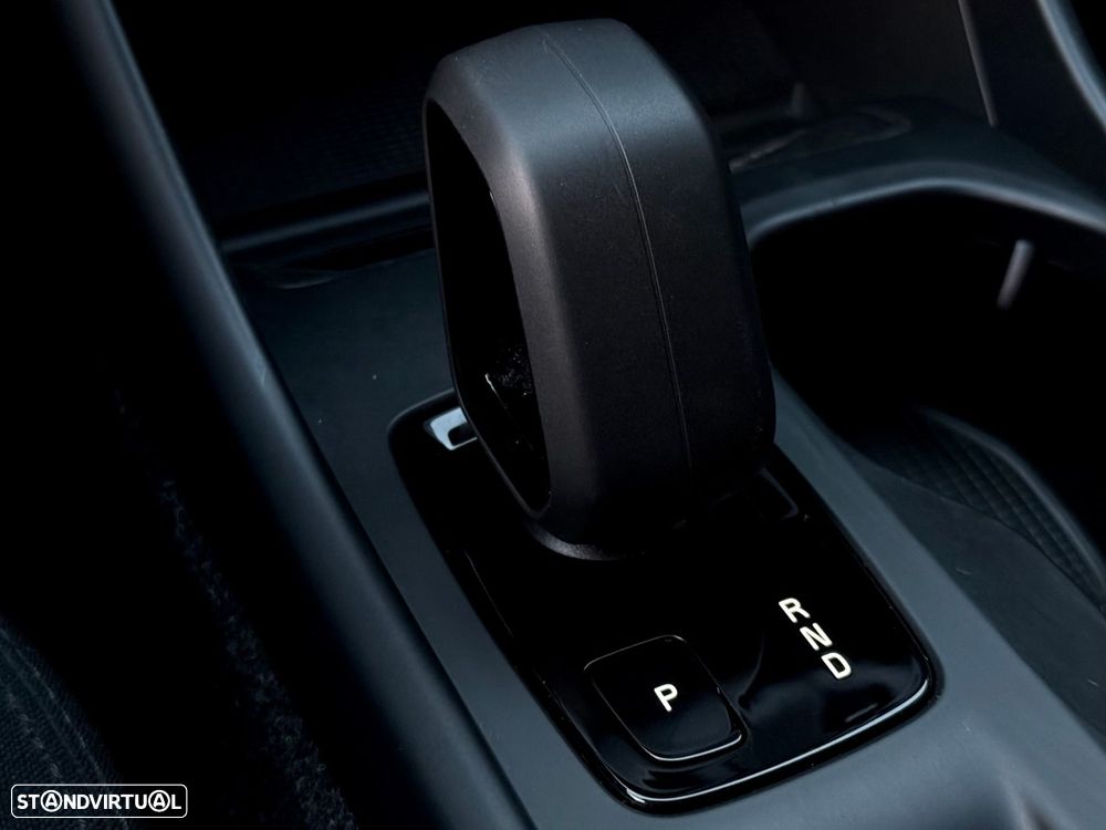 Volvo XC 40 1.5 T2 Momentum Geartronic - 16