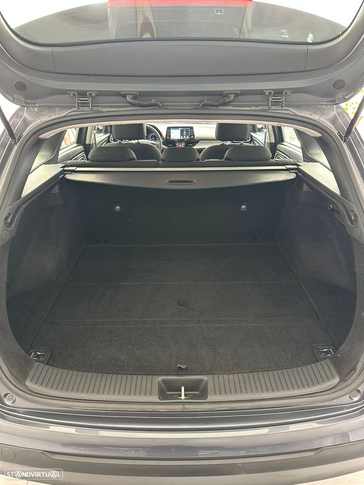Hyundai i30 CW - 22