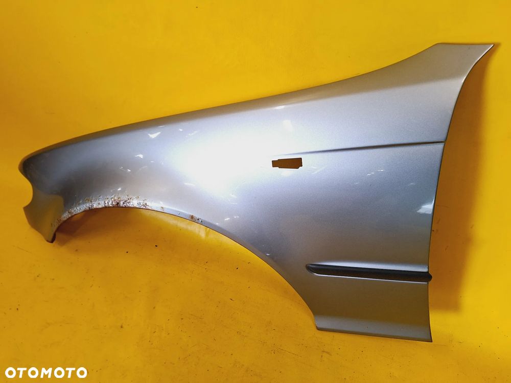 BŁOTNIK LEWY PRZÓD PRZEDNI BMW E46 KOMBI LAK: SILBERGRAU METALLIC A08/7 NR639 - 2