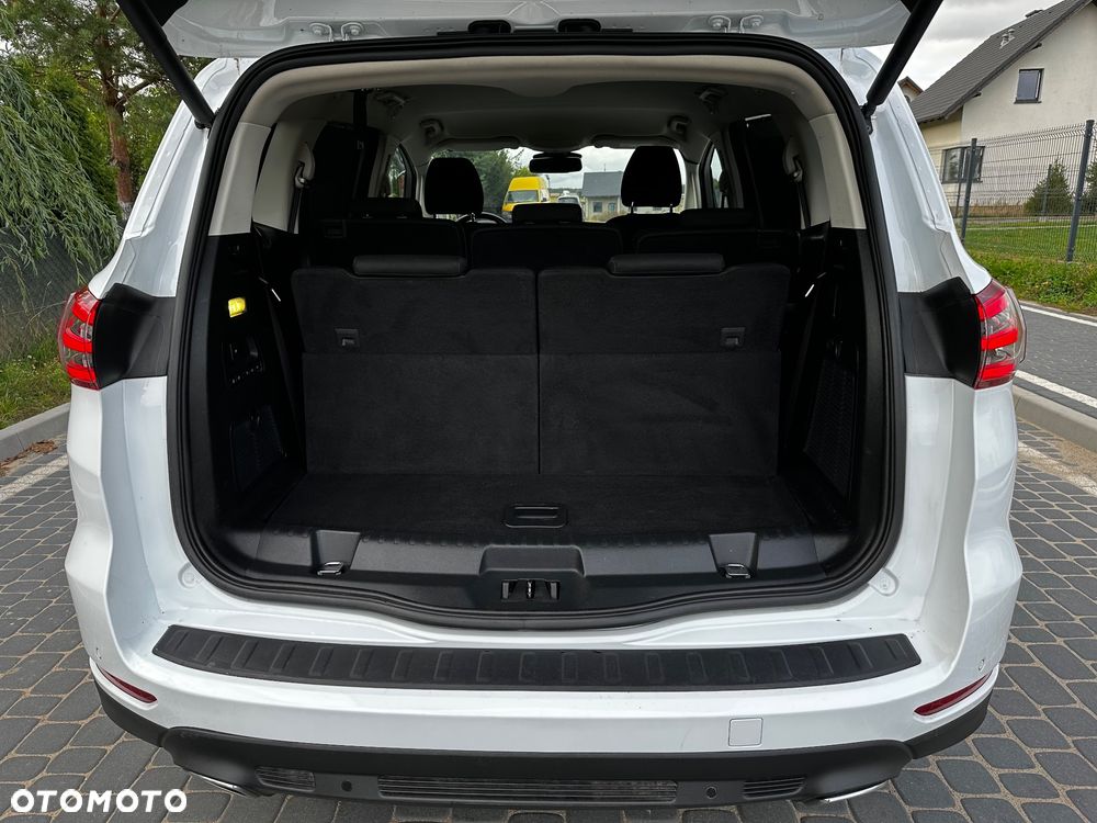 Ford S-Max 2.0 TDCi Titanium - 17