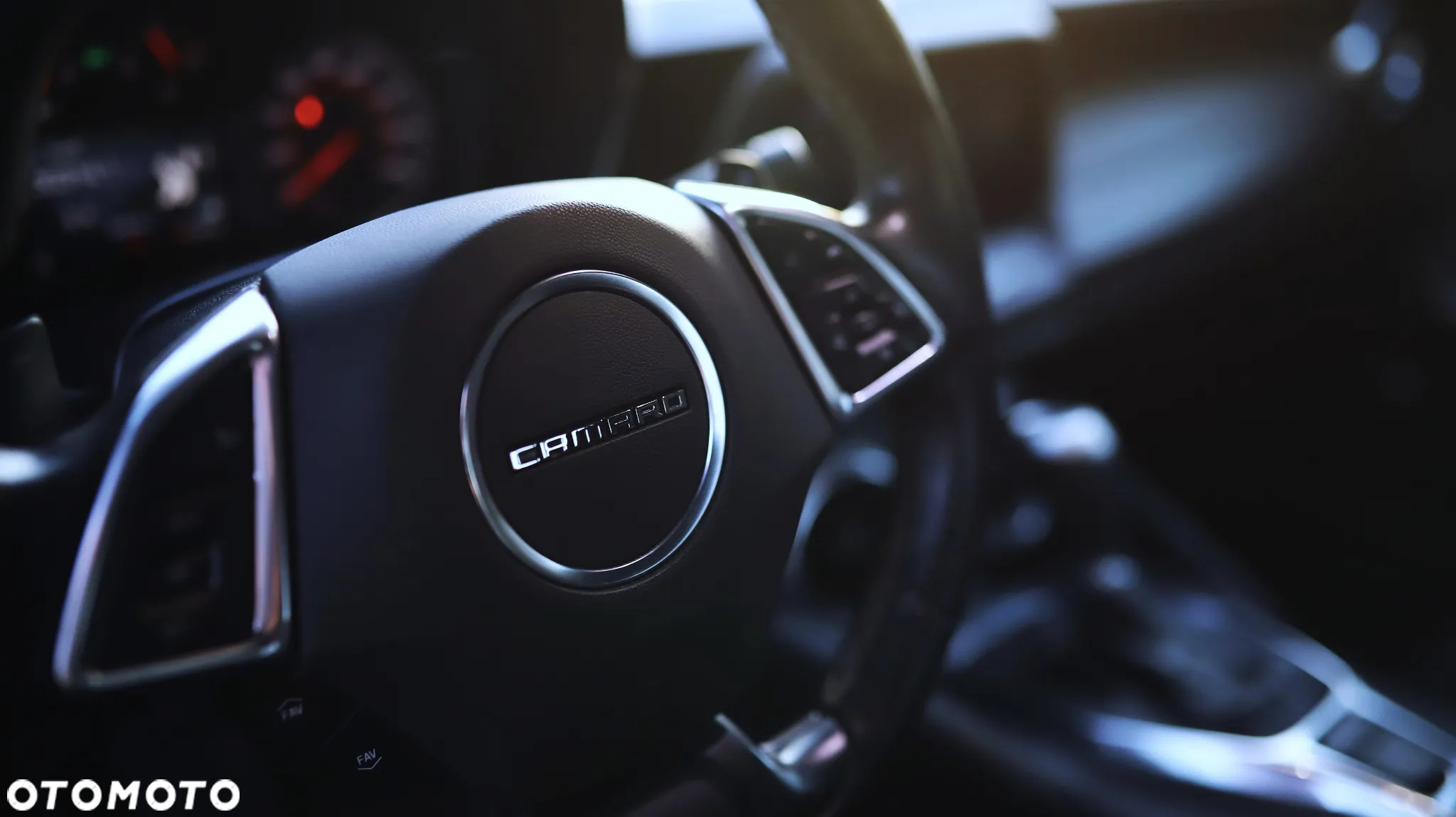Chevrolet Camaro Coupe 6.2 V8 - 18
