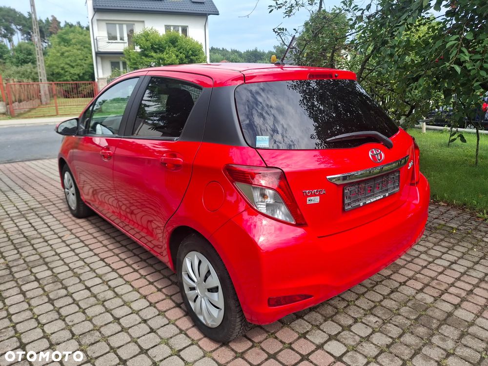 Toyota Yaris 1.33 Selection Platinum - 3