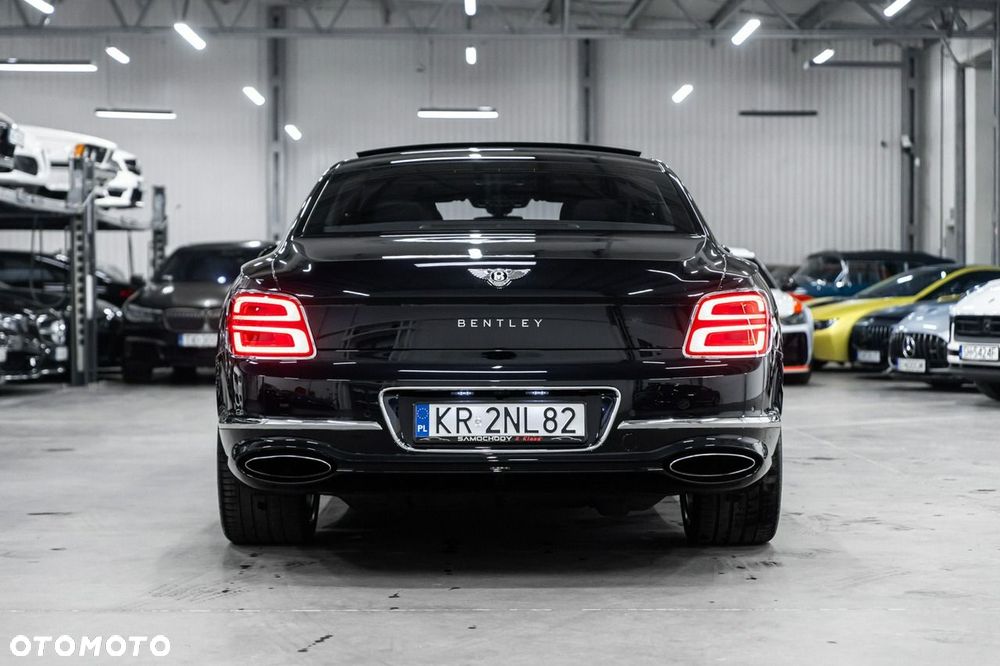 Bentley Flying Spur W12 - 11