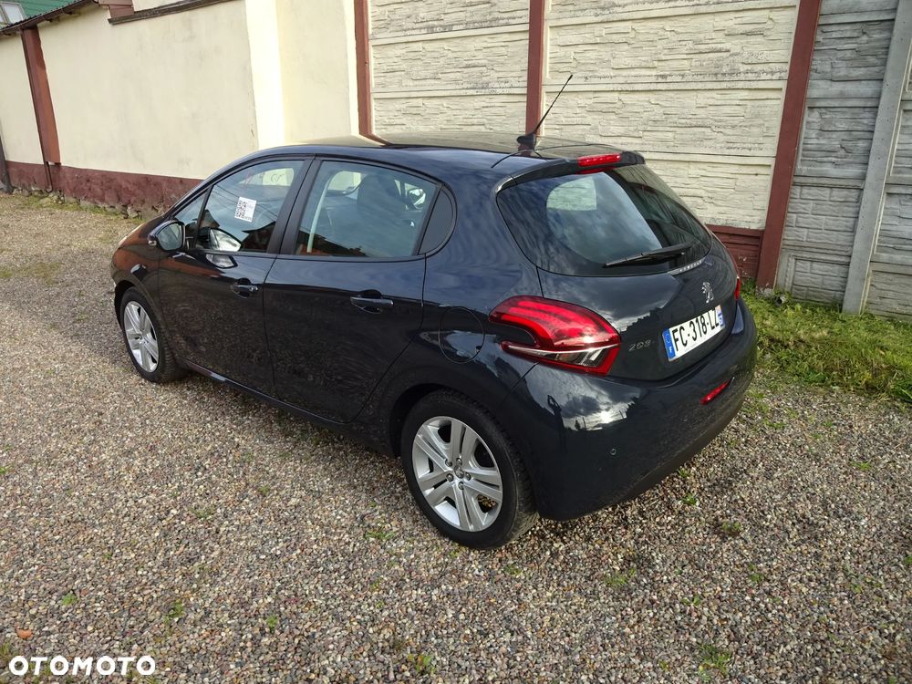 Peugeot 208 PureTech 82 Stop & Start Signature - 4