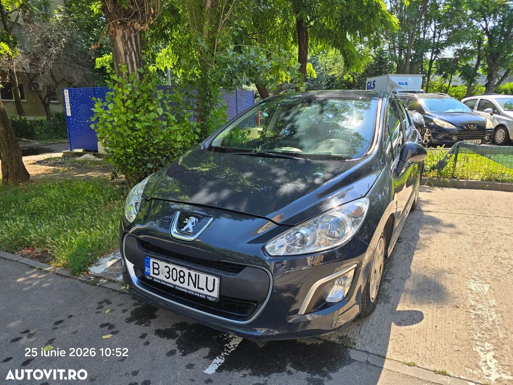 Peugeot 308 - 8