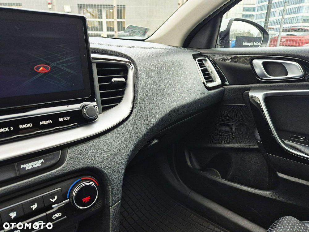 Kia Ceed 1.6 GDI PHEV L Business Line DCT - 34