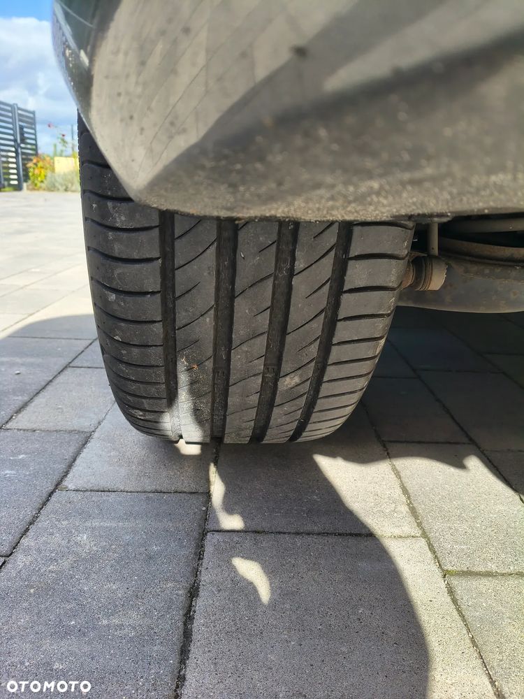 Ford Kuga - 29