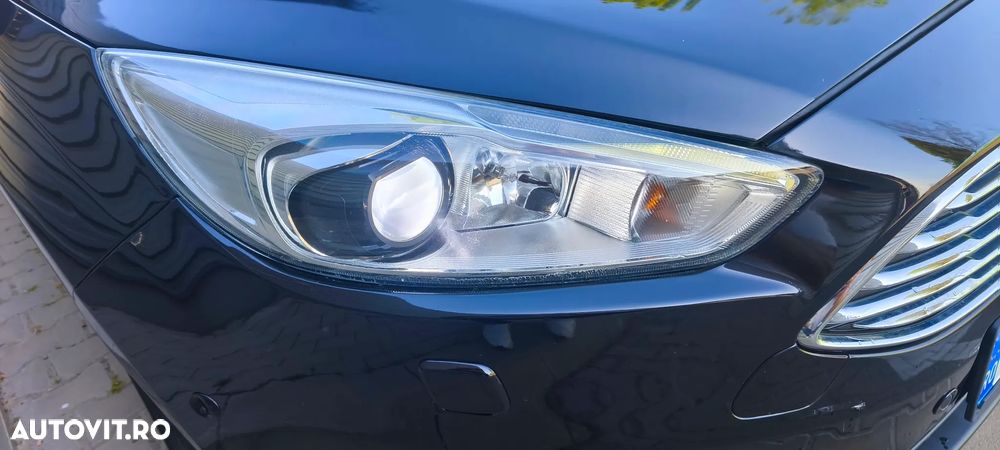 Ford Focus 1.5 EcoBlue Start-Stopp-System Aut. TITANIUM - 3
