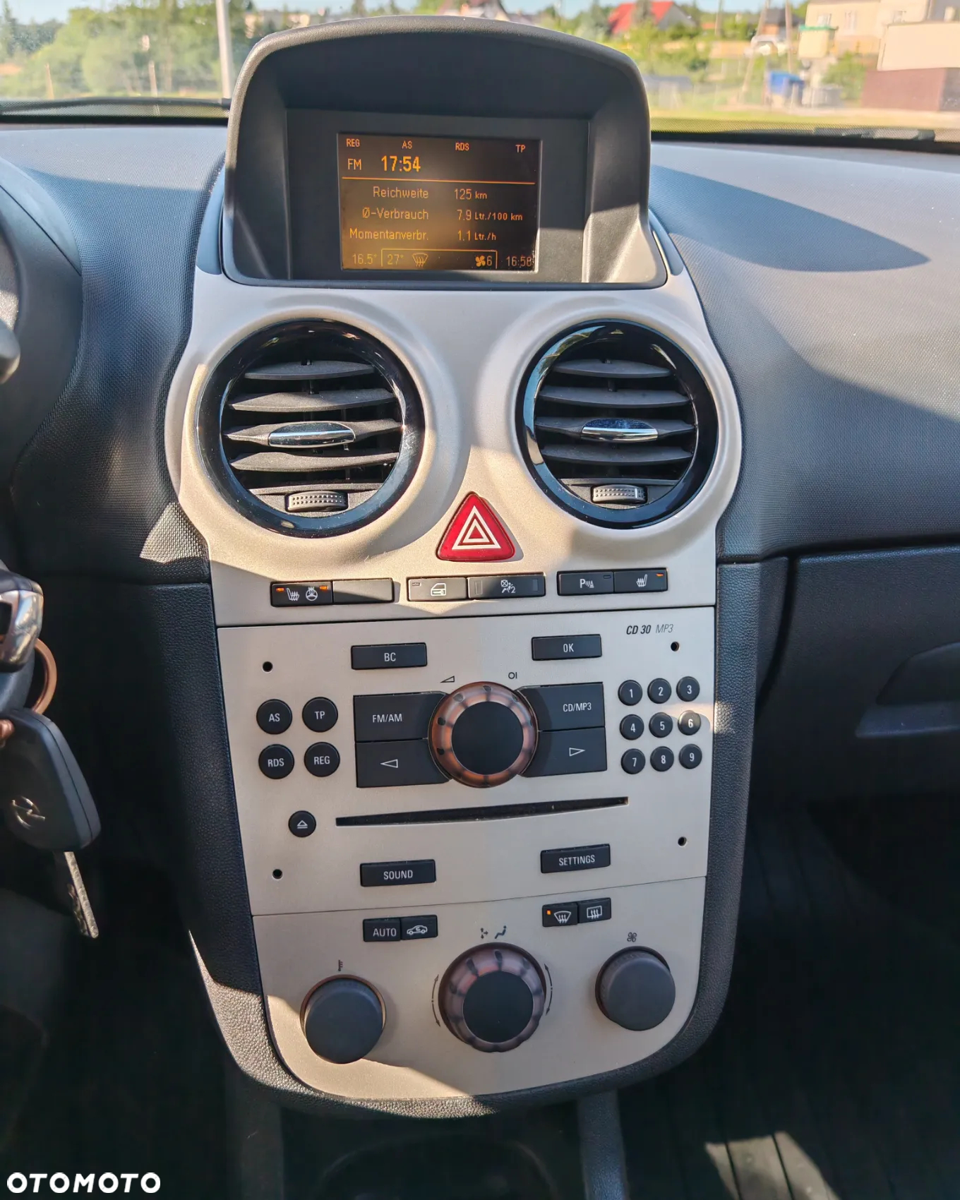 Opel Corsa - 10