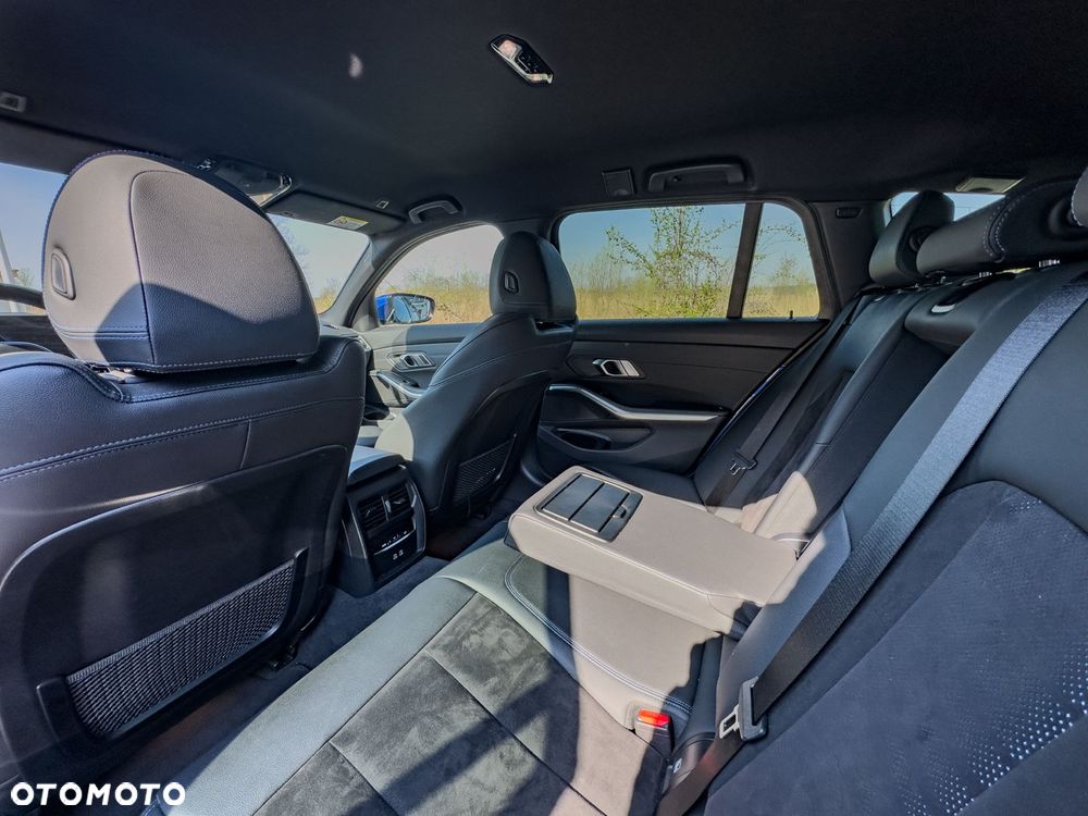 BMW Seria 3 320d xDrive mHEV sport - 12