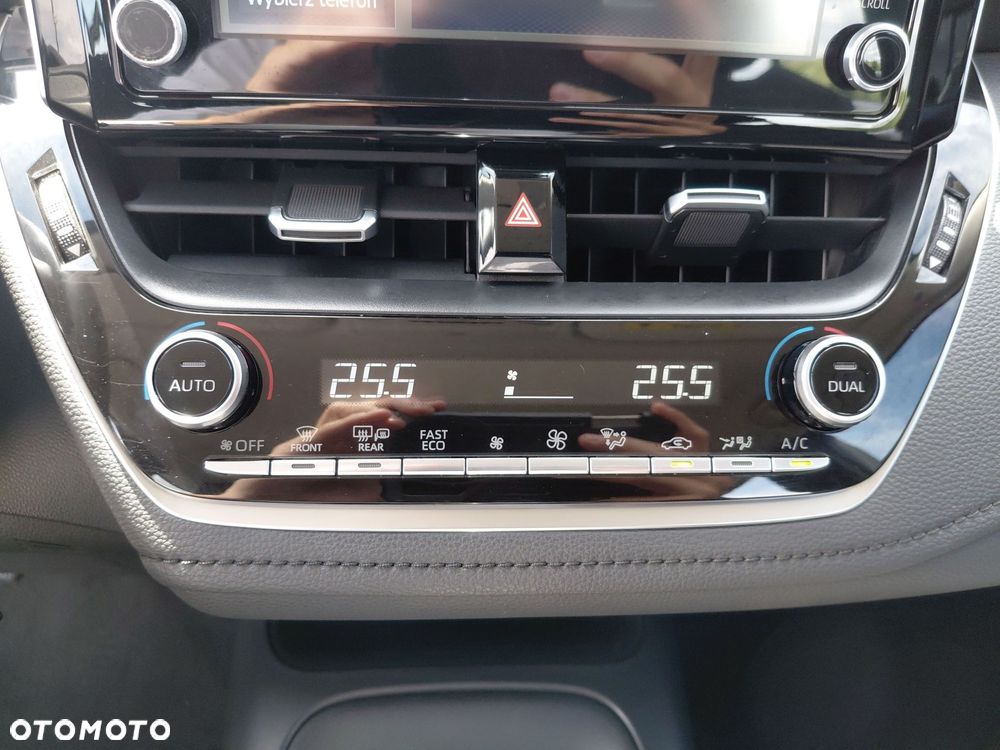 Toyota Corolla - 25