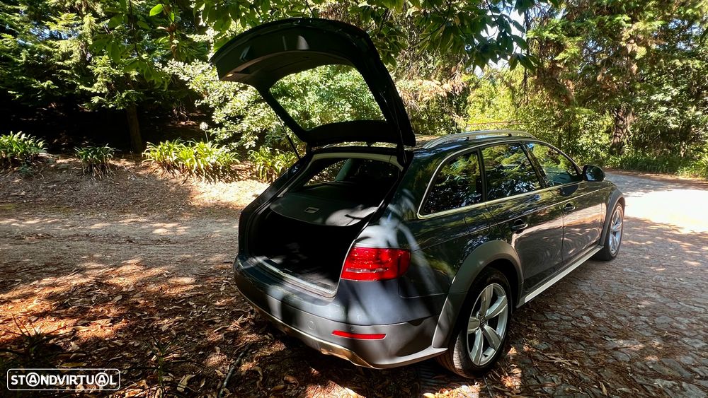 Audi A4 Allroad 2.0 TDI quattro Exclusive — fotografia 17
