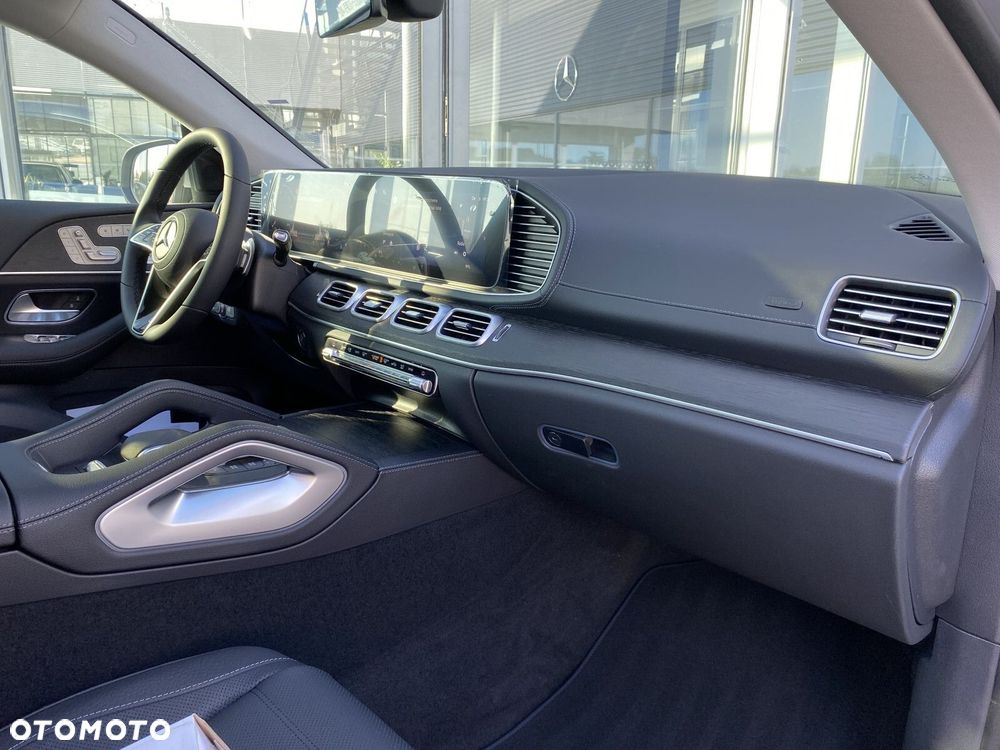 Mercedes-Benz GLE - 25