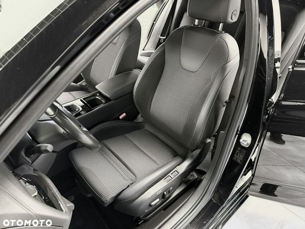 Opel Insignia - 10