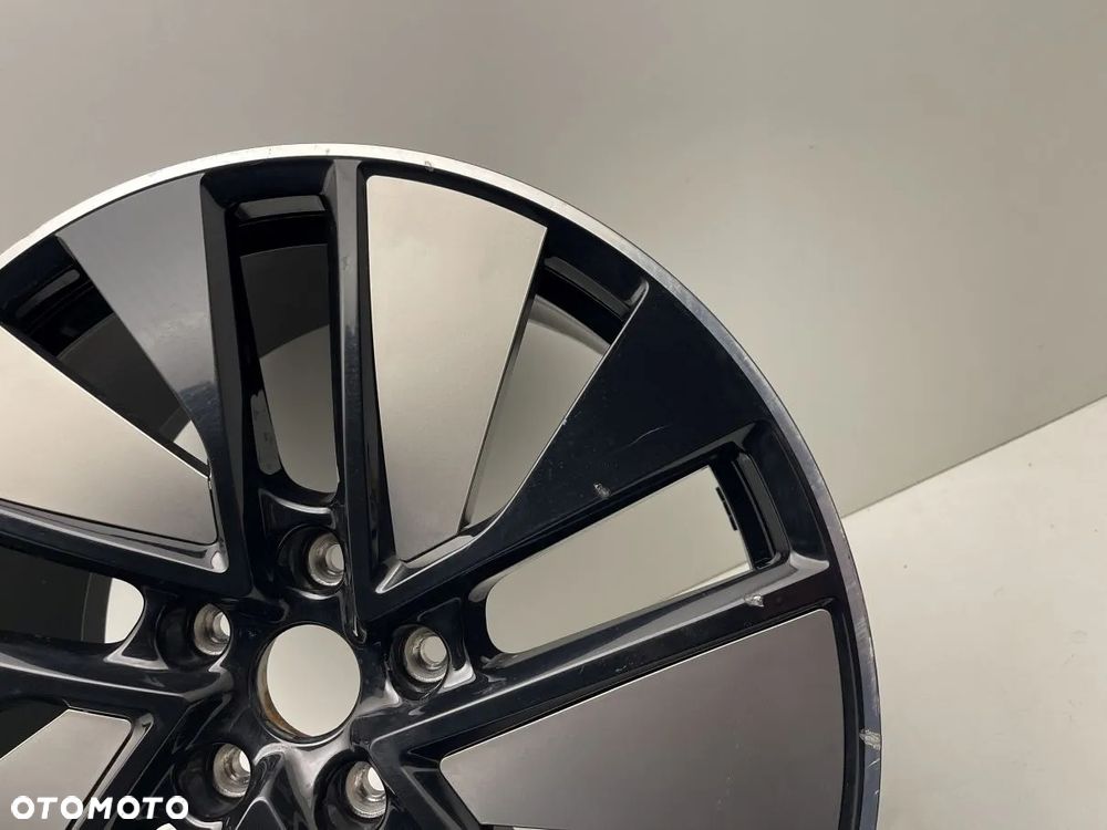 FELGA AUDI E-TRON GT RS 8,5J 21 ET60 4J3601025AA - 4