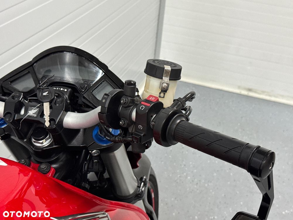 Honda CB - 13