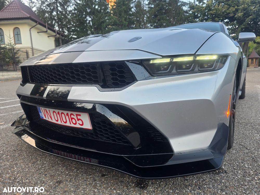 Ford Mustang - 23