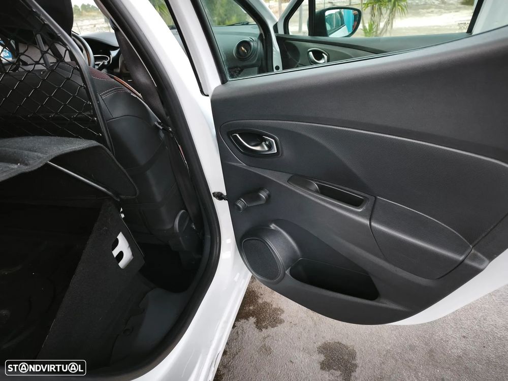 Renault Clio - 7