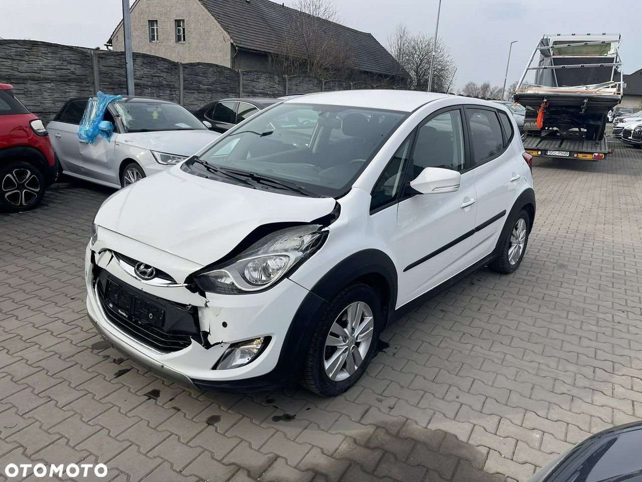 Hyundai ix20 1.6 BlueDrive Classic + - 4