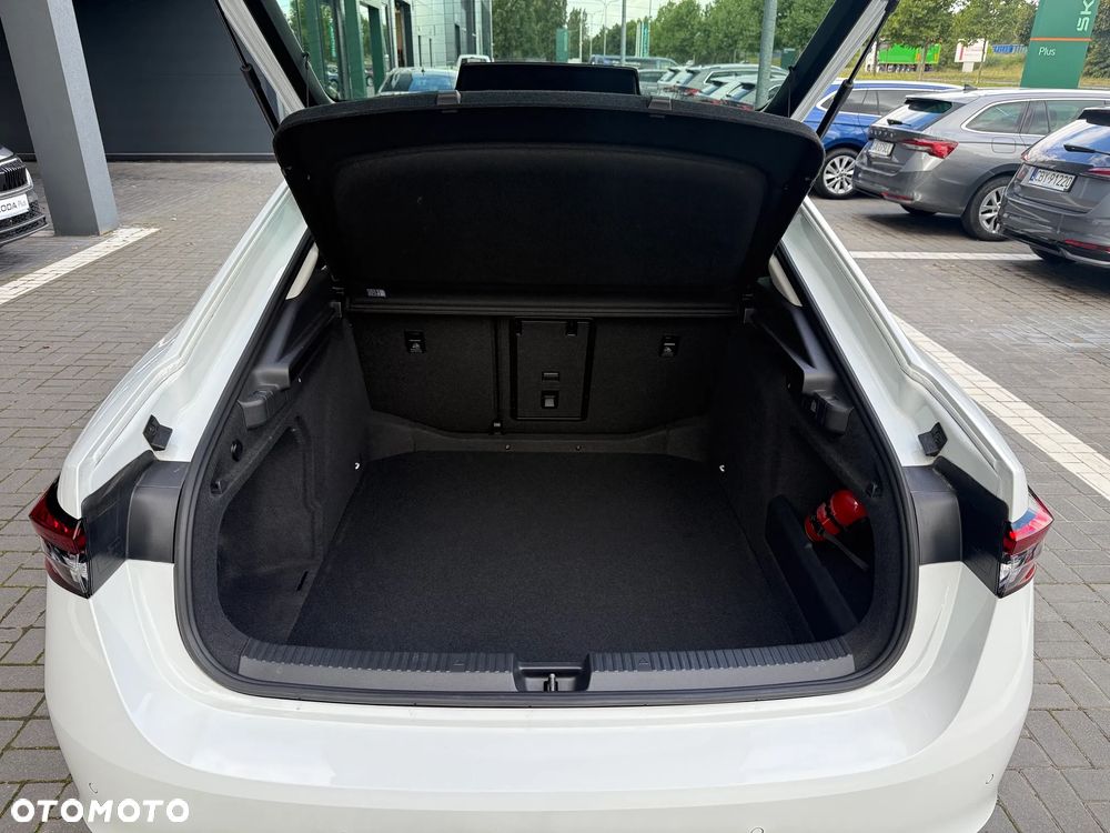 Skoda Superb 2.0 TDI SCR Essence DSG - 15