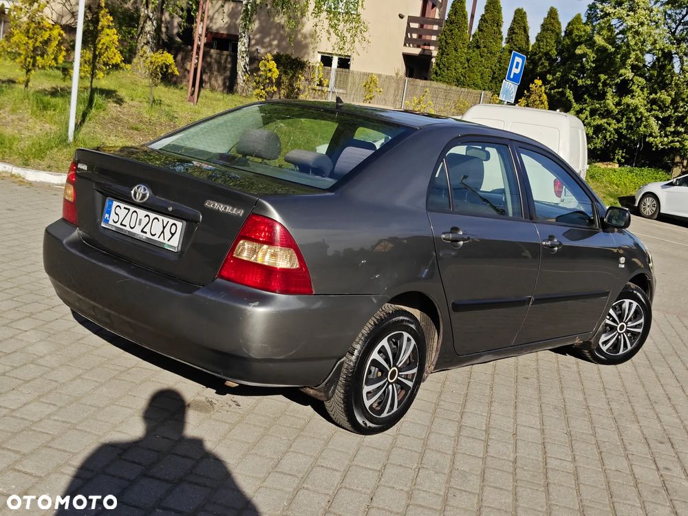 Toyota Corolla 1.4 Terra3 - 9