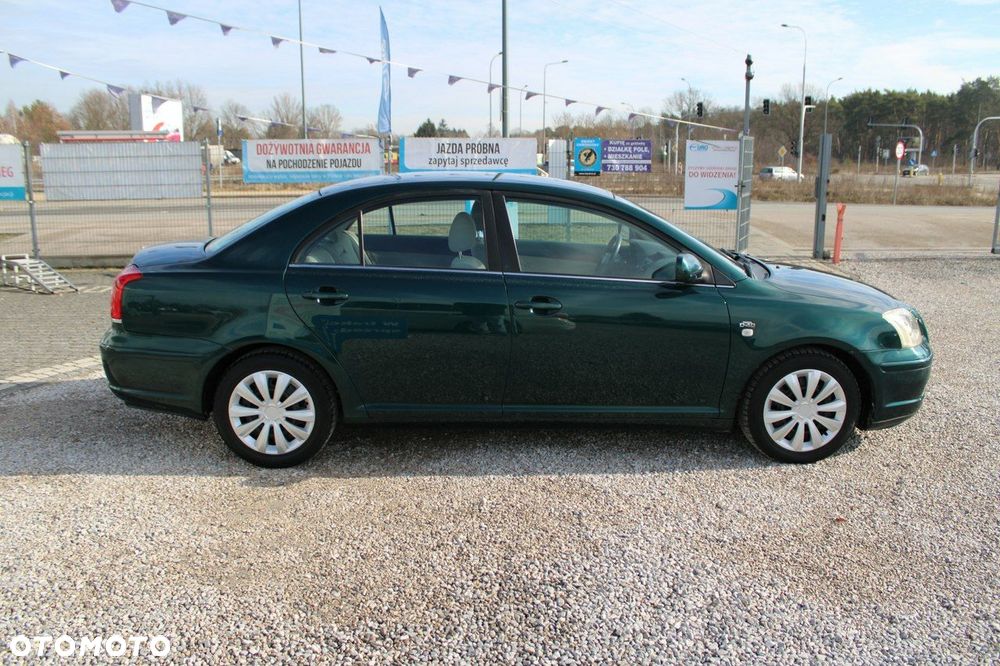 Toyota Avensis - 5