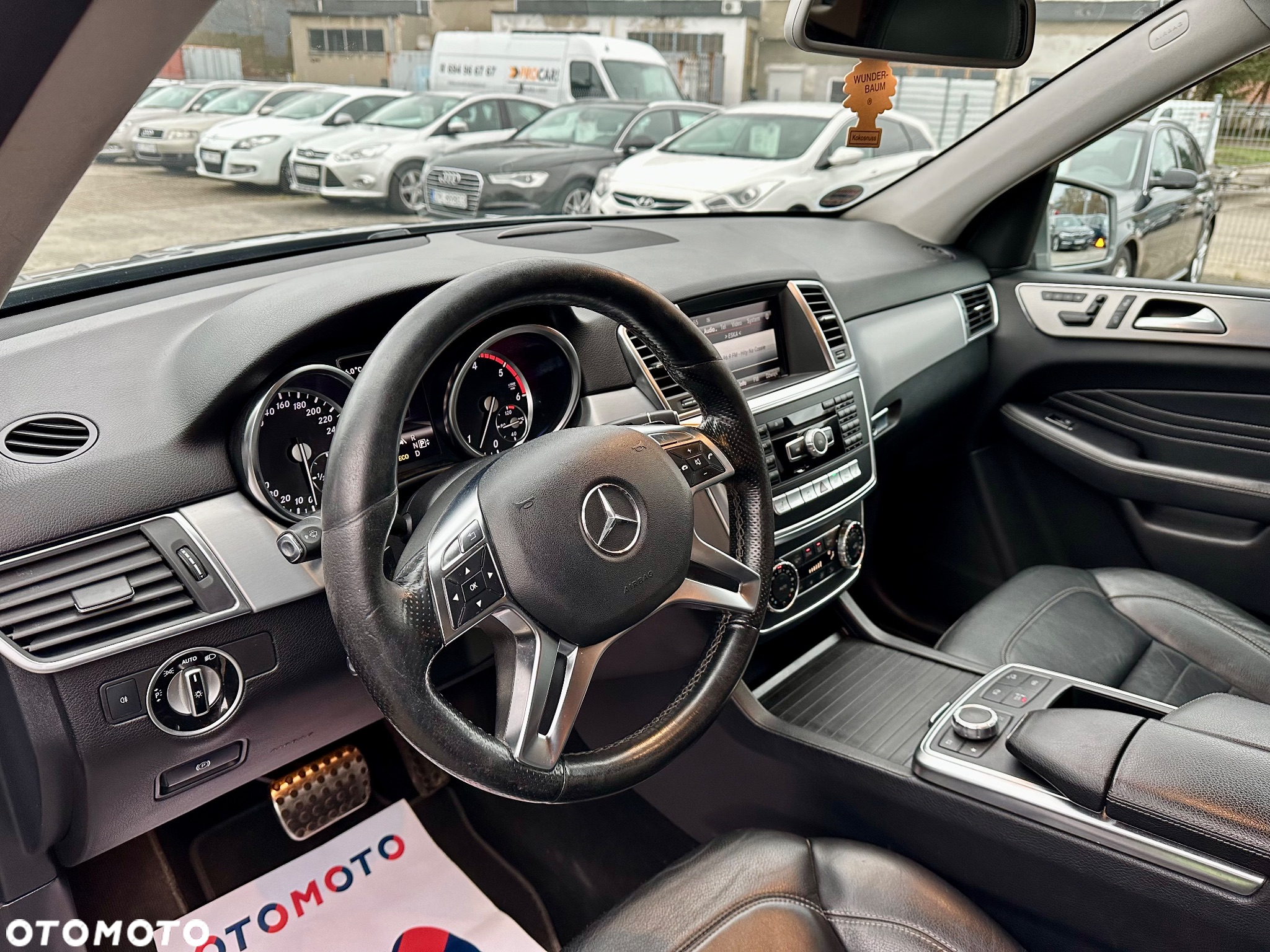 Mercedes-Benz ML 350 BlueTEC 4MATIC 7G-TRONIC - 12