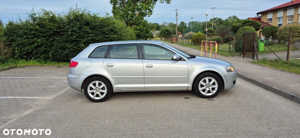 Audi A3 Sportback - 8
