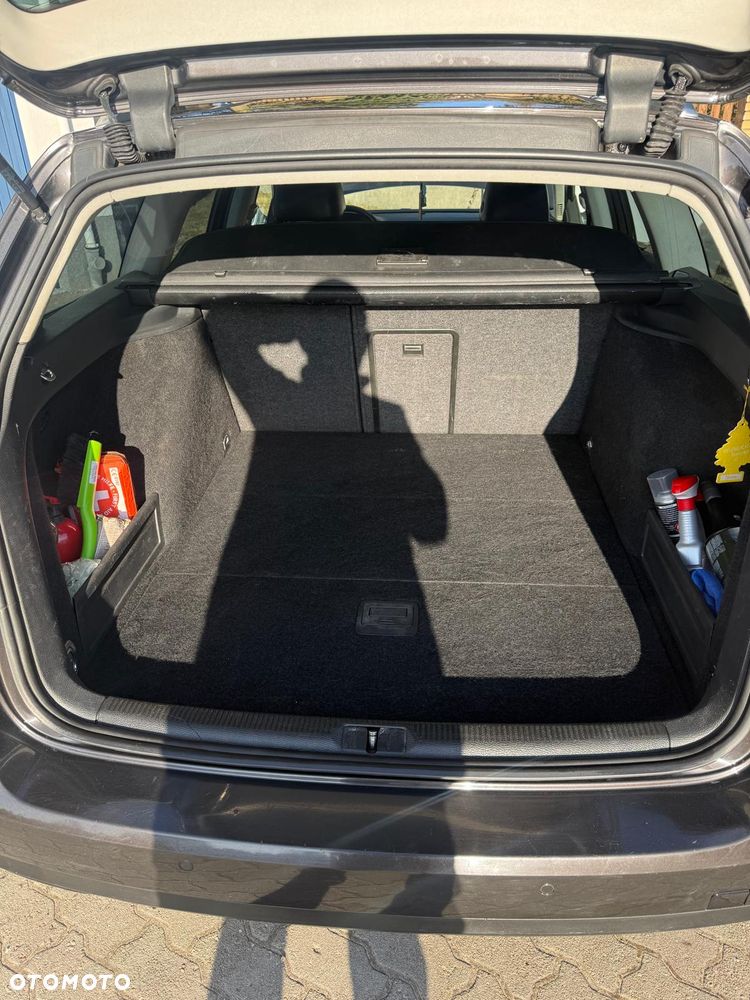 Volkswagen Passat 2.0 TDI Highline - 20