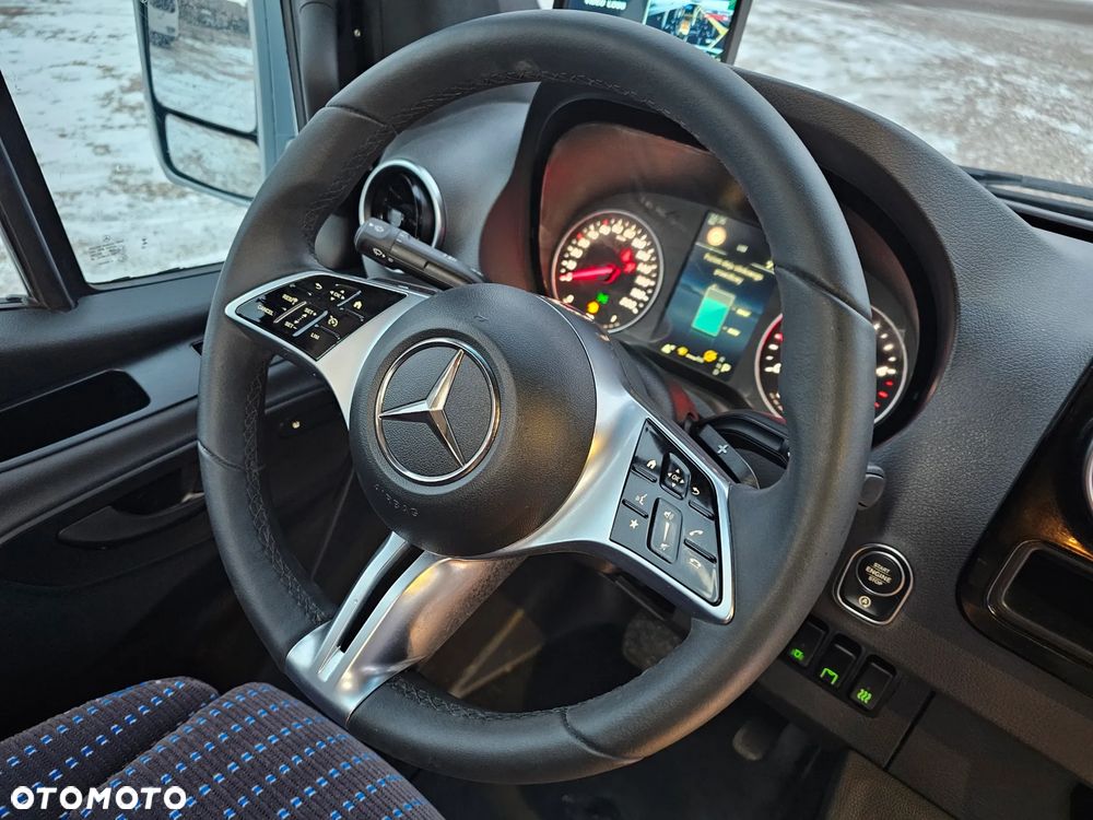 Mercedes-Benz Sprinter 519 CDI - 16