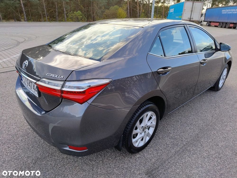 Toyota Corolla 1.6 Comfort - 3